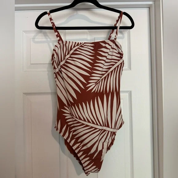 New With No Tag Swimsuit Shade & Shore Rust and White Striped Swimsuit - Picture 9 of 9